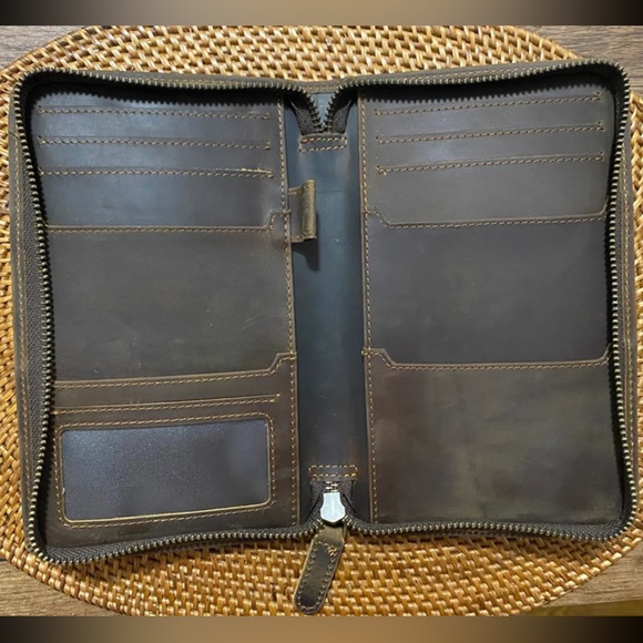 Travel document organizer from real leather - Picture 2 of 3